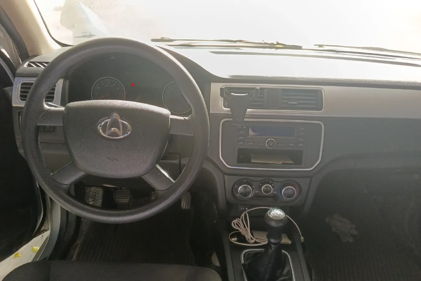 2018 ChangAn Kaicene ShenQi F30 1.5L 112HP L4 5MT,autocango,china used car exporter,china ev exporter,chinese used car exporter,chinese used ev exporter