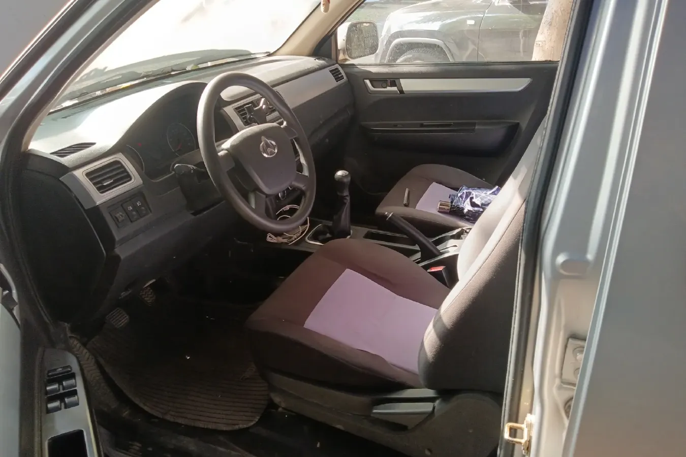 2018 ChangAn Kaicene ShenQi F30 1.5L 112HP L4 5MT,autocango,china used car exporter,china ev exporter,chinese used car exporter,chinese used ev exporter