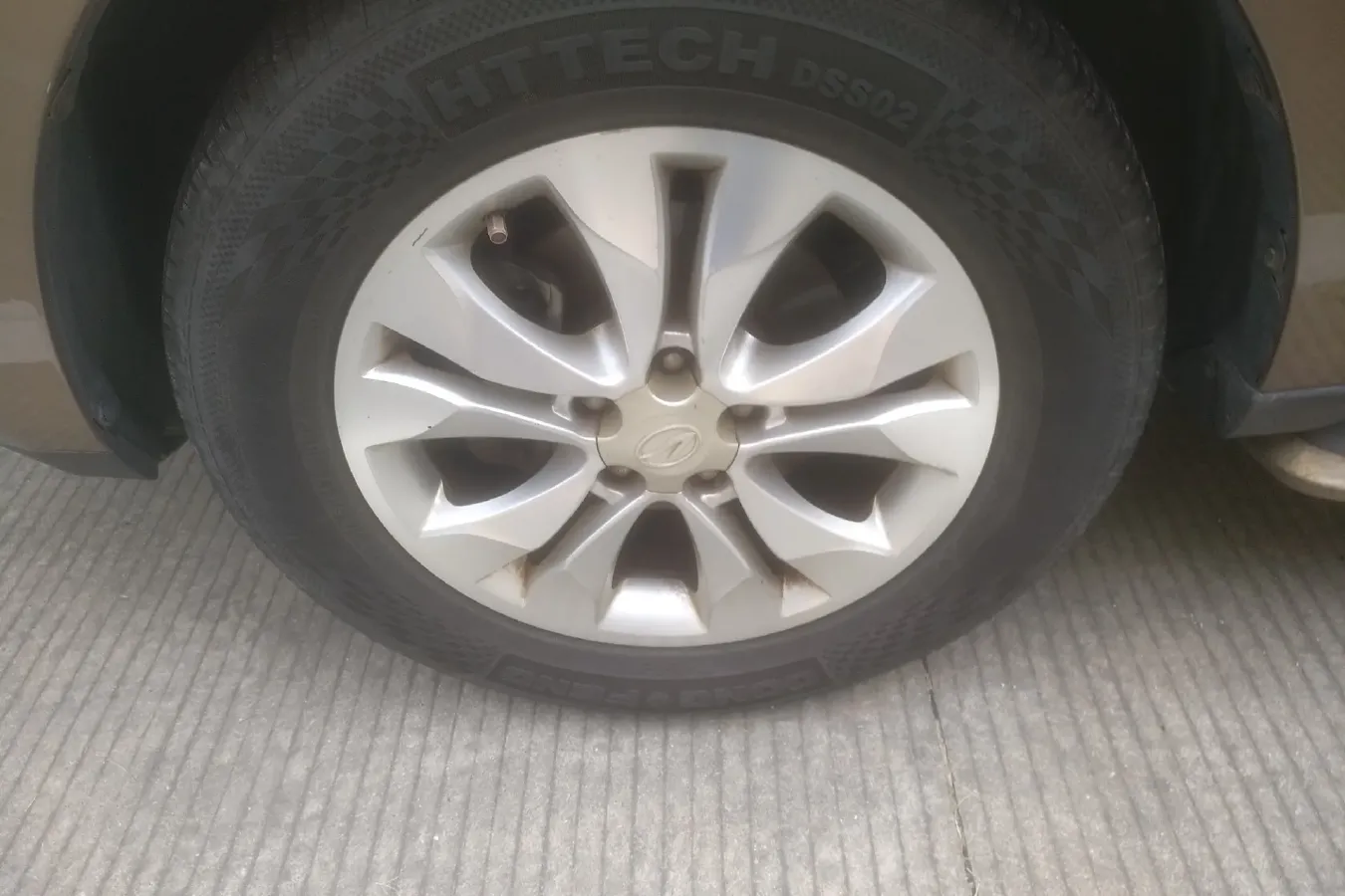 2013 Landwind X5 2.0T 190HP L4 6MT,autocango,china used car exporter,china ev exporter,chinese used car exporter,chinese used ev exporter