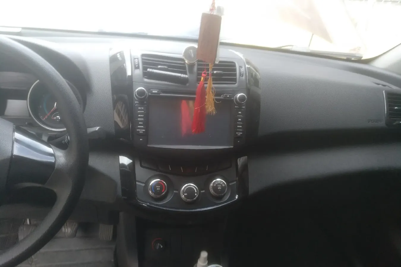 2013 Landwind X5 2.0T 190HP L4 6MT,autocango,china used car exporter,china ev exporter,chinese used car exporter,chinese used ev exporter