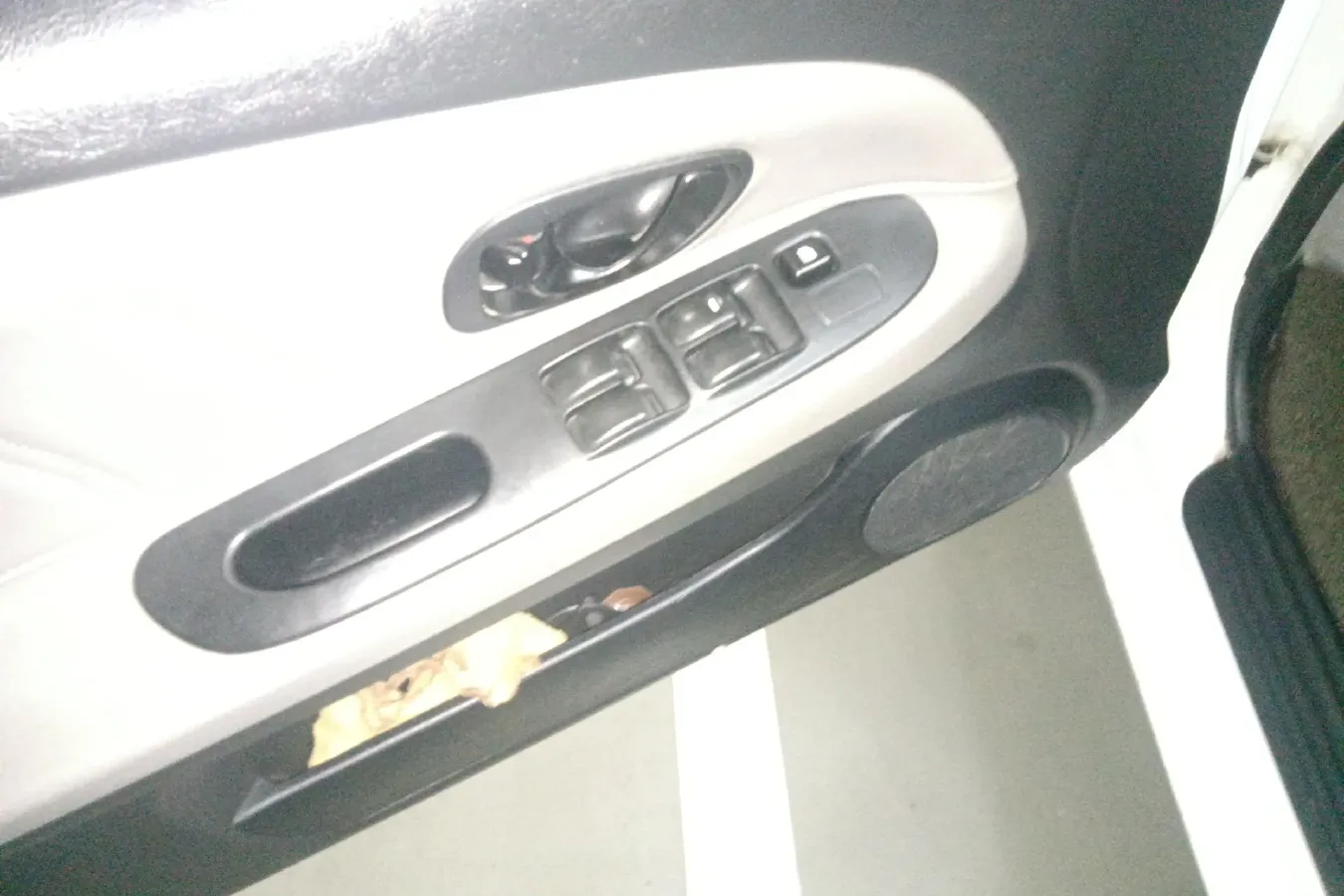 2012 Mitsubishi Lancer 1.6L 100HP L4 5MT,autocango,china used car exporter,china ev exporter,chinese used car exporter,chinese used ev exporter