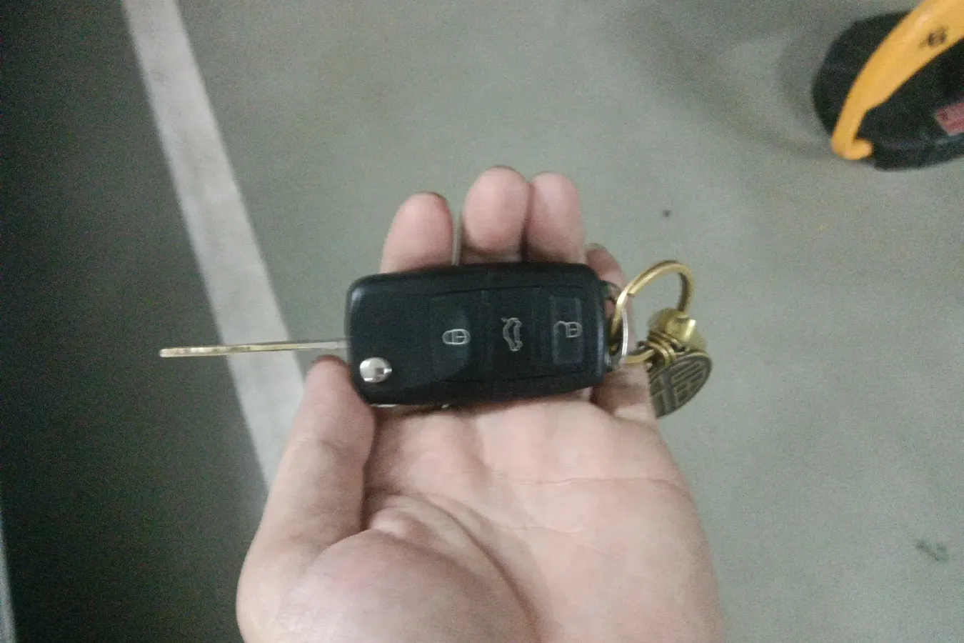 2012 Mitsubishi Lancer 1.6L 100HP L4 5MT,autocango,china used car exporter,china ev exporter,chinese used car exporter,chinese used ev exporter