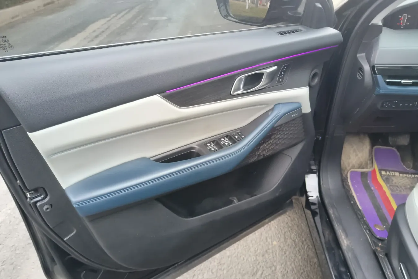 2022 ChangAn UNI-K iDD 1.5T 170HP L4 6TCT PHEV 30.74KWH,autocango,china used car exporter,china ev exporter,chinese used car exporter,chinese used ev exporter