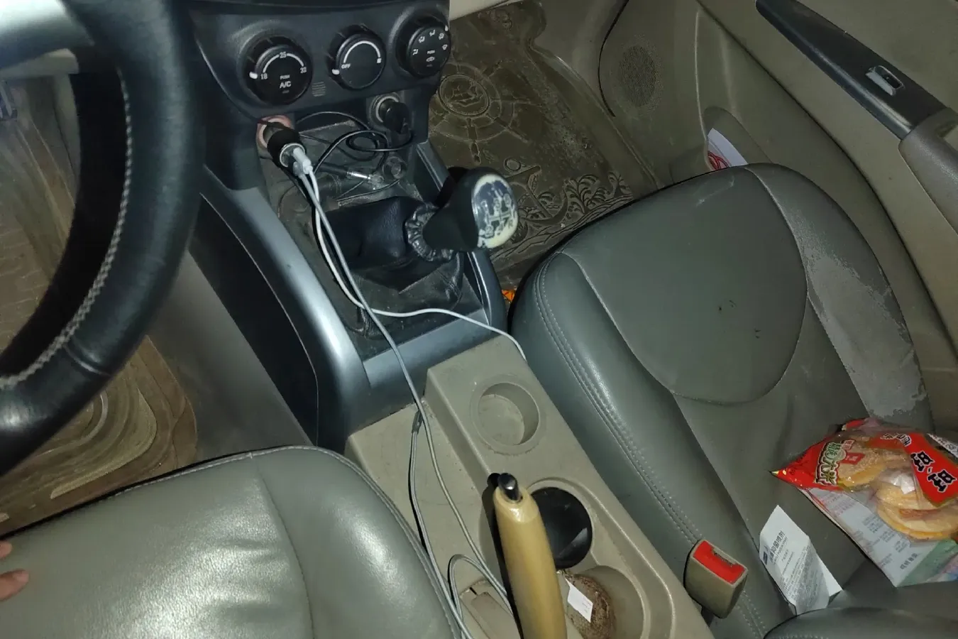 2009 Landwind X8 2.5T 143HP L4 5MT,autocango,china used car exporter,china ev exporter,chinese used car exporter,chinese used ev exporter