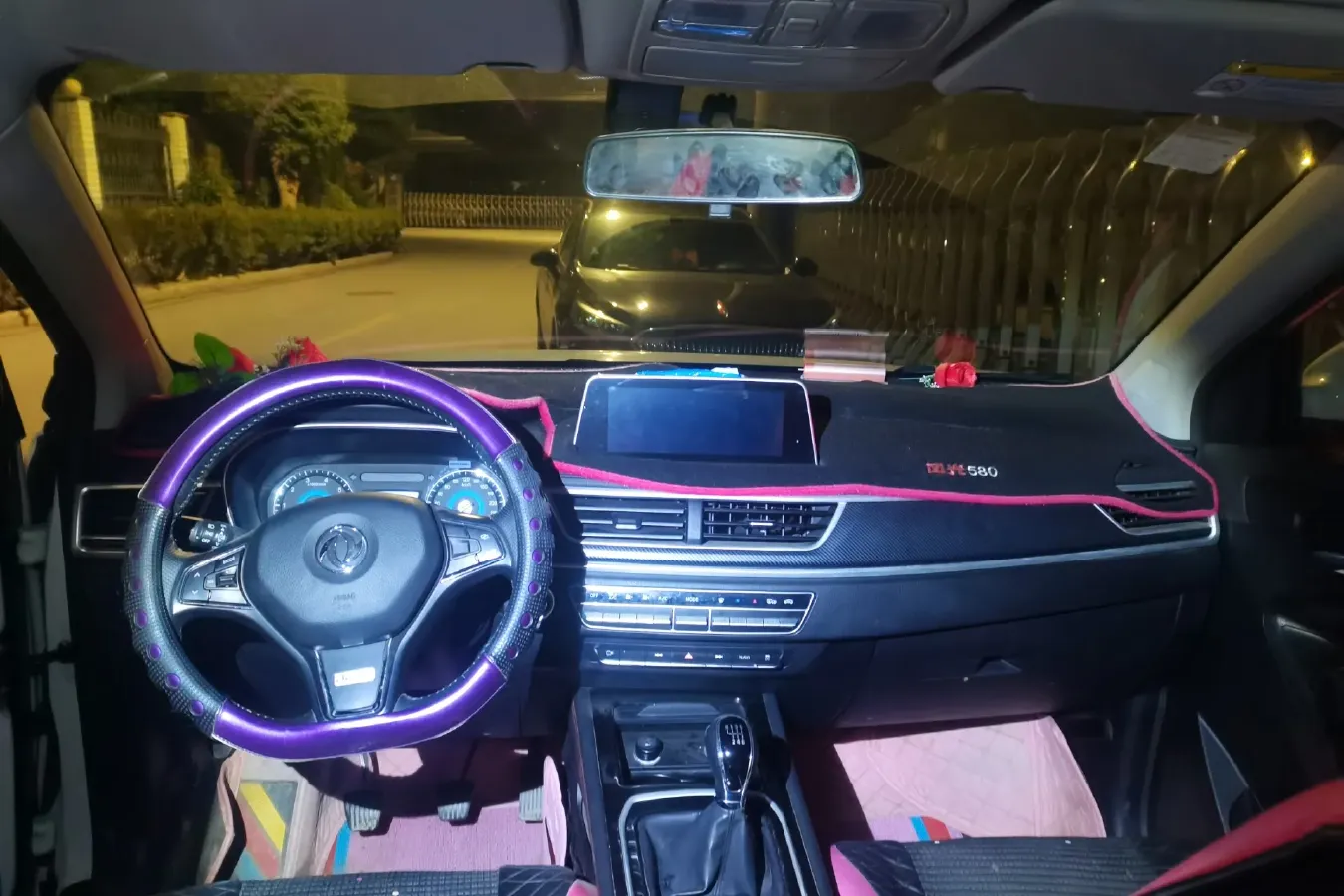 2020 DongFeng Fengon Fengon 580 Pro 1.5T 150HP L4 6MT,autocango,china used car exporter,china ev exporter,chinese used car exporter,chinese used ev exporter