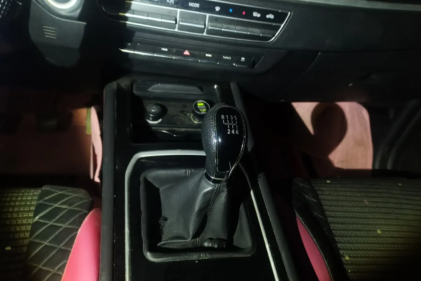 2020 DongFeng Fengon Fengon 580 Pro 1.5T 150HP L4 6MT,autocango,china used car exporter,china ev exporter,chinese used car exporter,chinese used ev exporter