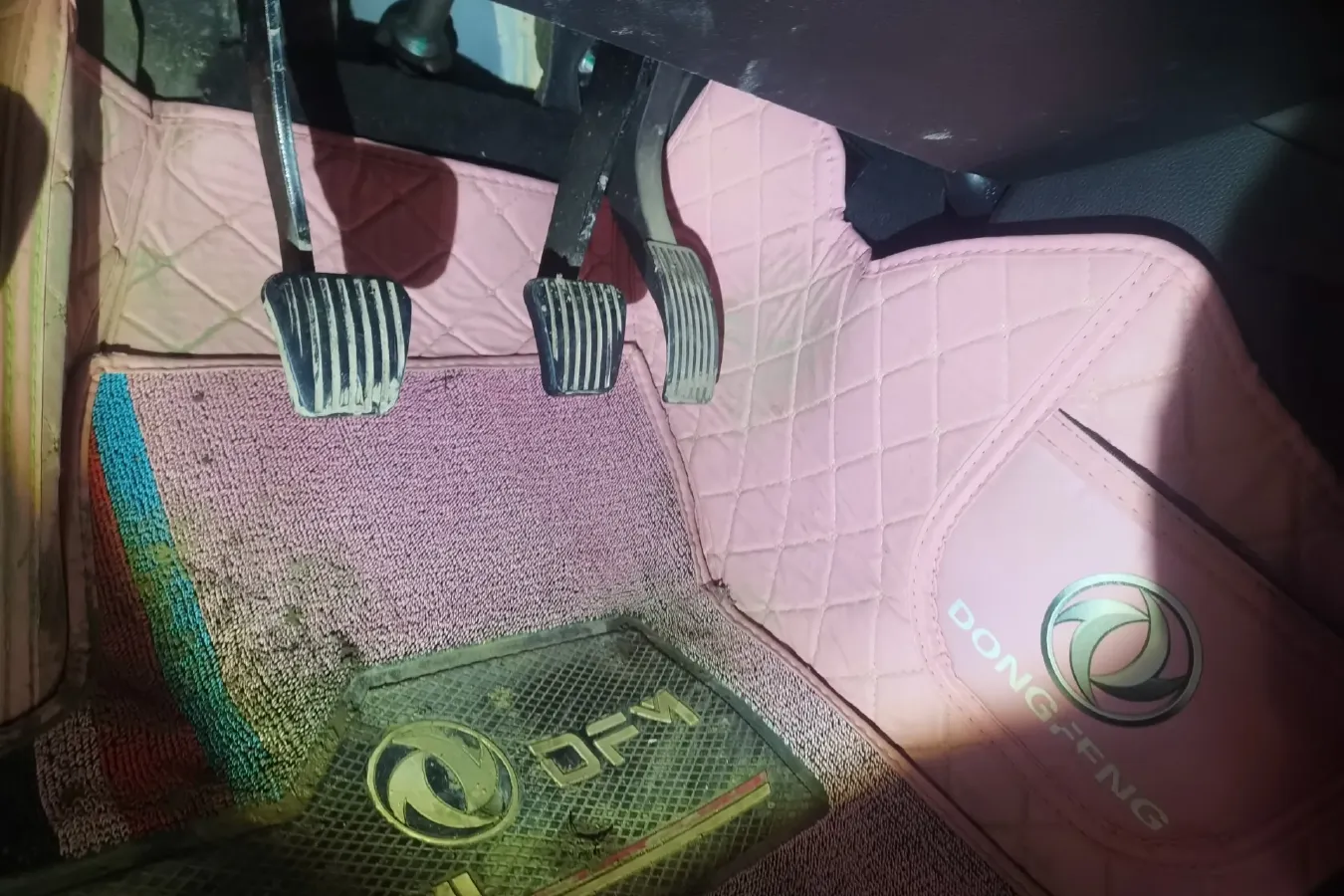 2020 DongFeng Fengon Fengon 580 Pro 1.5T 150HP L4 6MT,autocango,china used car exporter,china ev exporter,chinese used car exporter,chinese used ev exporter