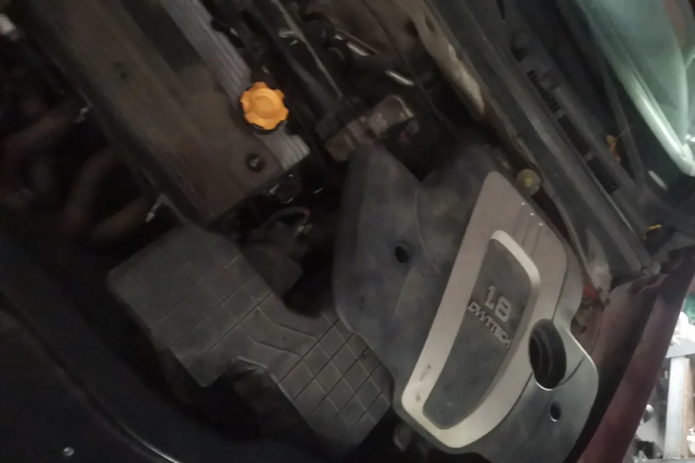 2010 Roewe 550 1.8L 133HP L4 5MT,autocango,china used car exporter,china ev exporter,chinese used car exporter,chinese used ev exporter