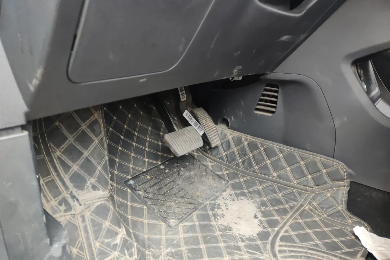 2021 Sehol X8 1.5T 184HP L4 6DCT,autocango,china used car exporter,china ev exporter,chinese used car exporter,chinese used ev exporter