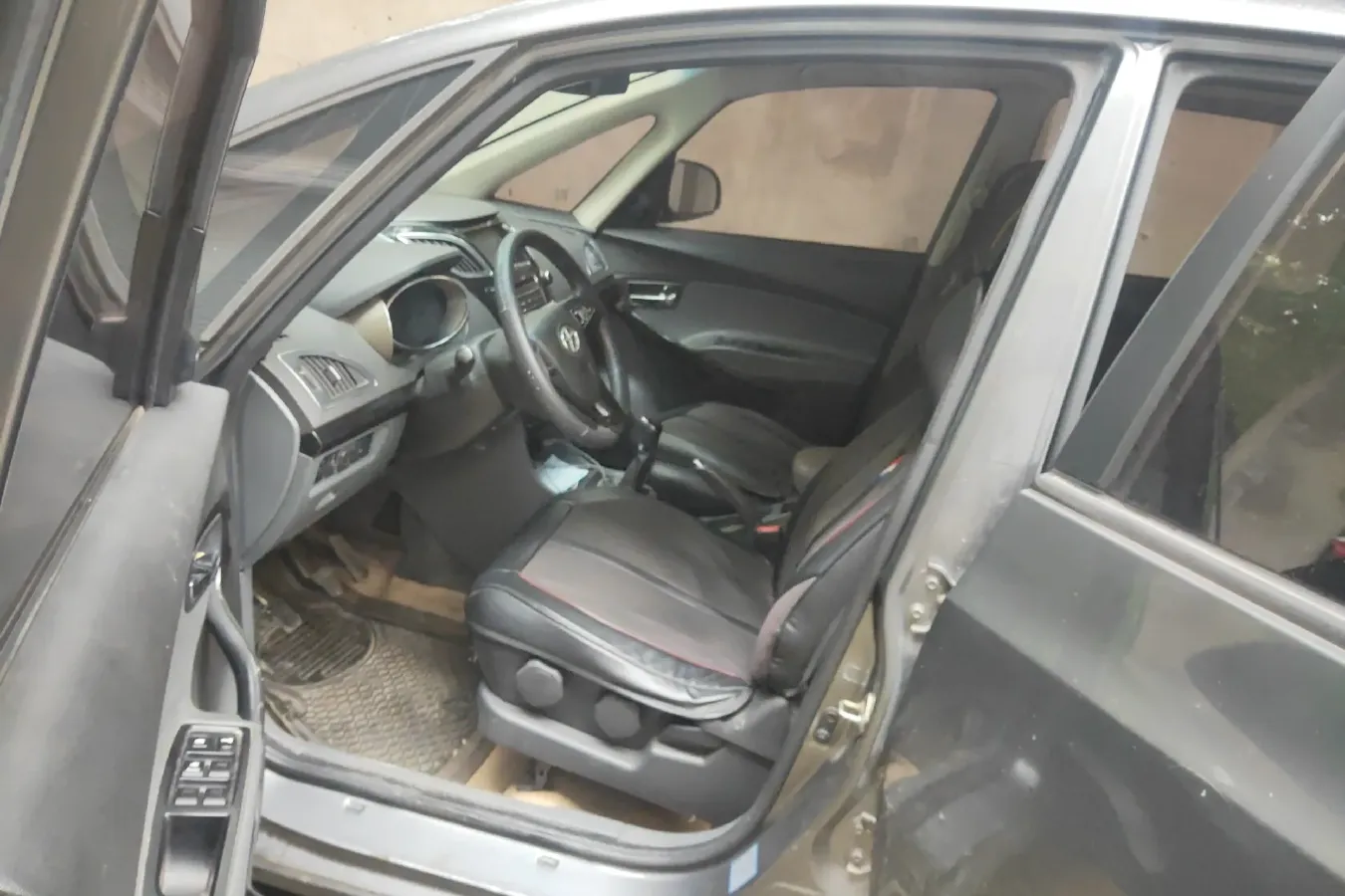 2013 JAC Refine M2 1.8L 131HP L4 5MT,autocango,china used car exporter,china ev exporter,chinese used car exporter,chinese used ev exporter