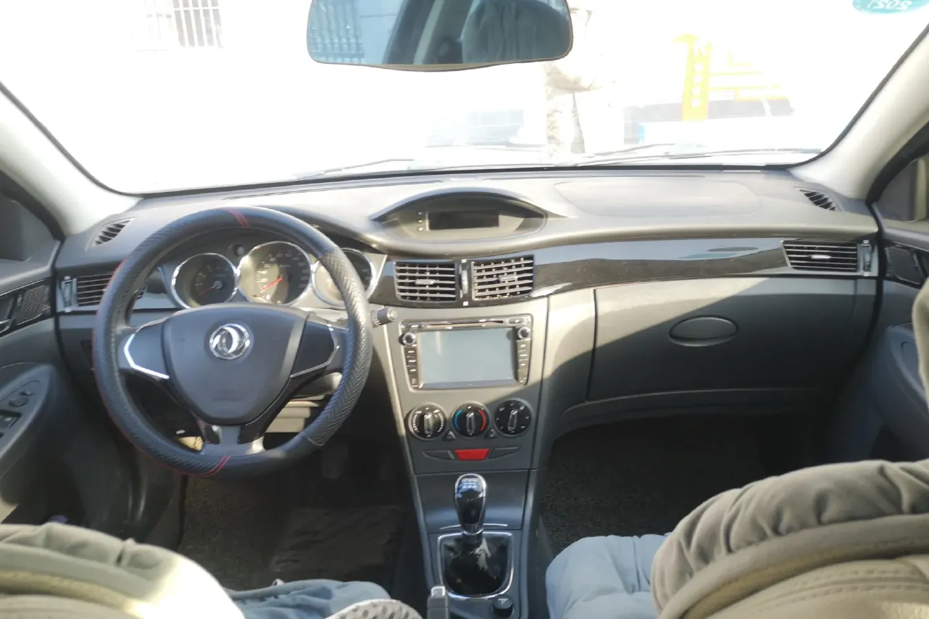 2013 DongFeng Aeolus S30 1.6L 91HP L4 5MT,autocango,china used car exporter,china ev exporter,chinese used car exporter,chinese used ev exporter