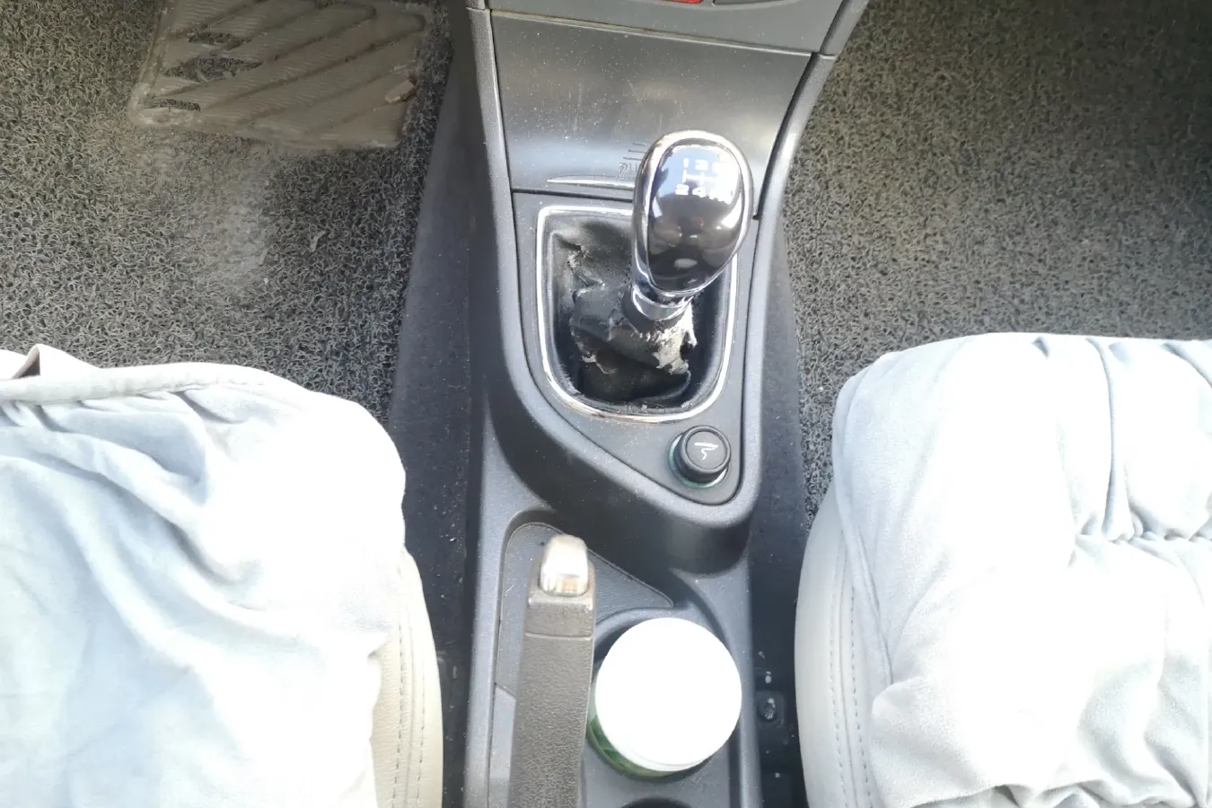 2013 DongFeng Aeolus S30 1.6L 91HP L4 5MT,autocango,china used car exporter,china ev exporter,chinese used car exporter,chinese used ev exporter