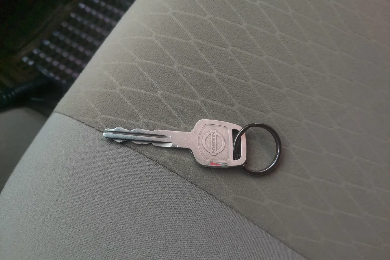 2013 Nissan D22 2.4L 150HP L4 5MT,autocango,china used car exporter,china ev exporter,chinese used car exporter,chinese used ev exporter