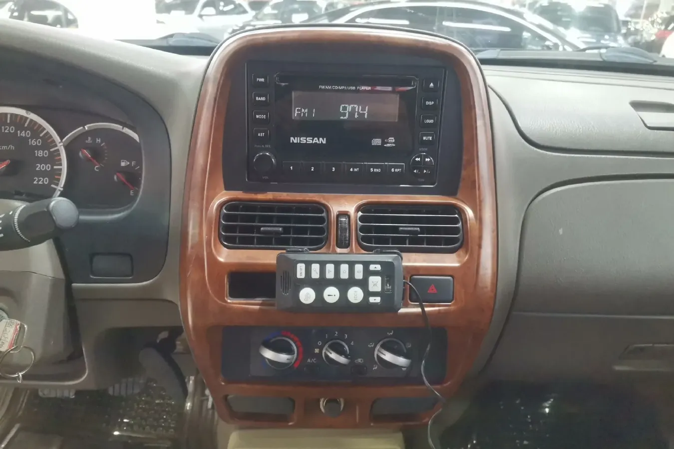 2013 Nissan D22 2.4L 150HP L4 5MT,autocango,china used car exporter,china ev exporter,chinese used car exporter,chinese used ev exporter