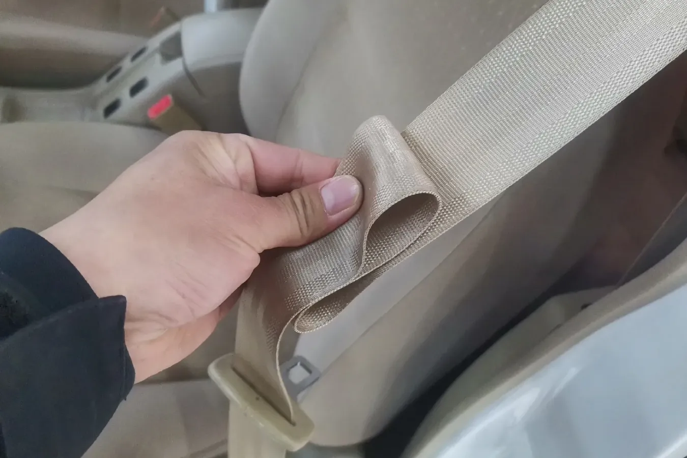 2013 Nissan D22 2.4L 150HP L4 5MT,autocango,china used car exporter,china ev exporter,chinese used car exporter,chinese used ev exporter