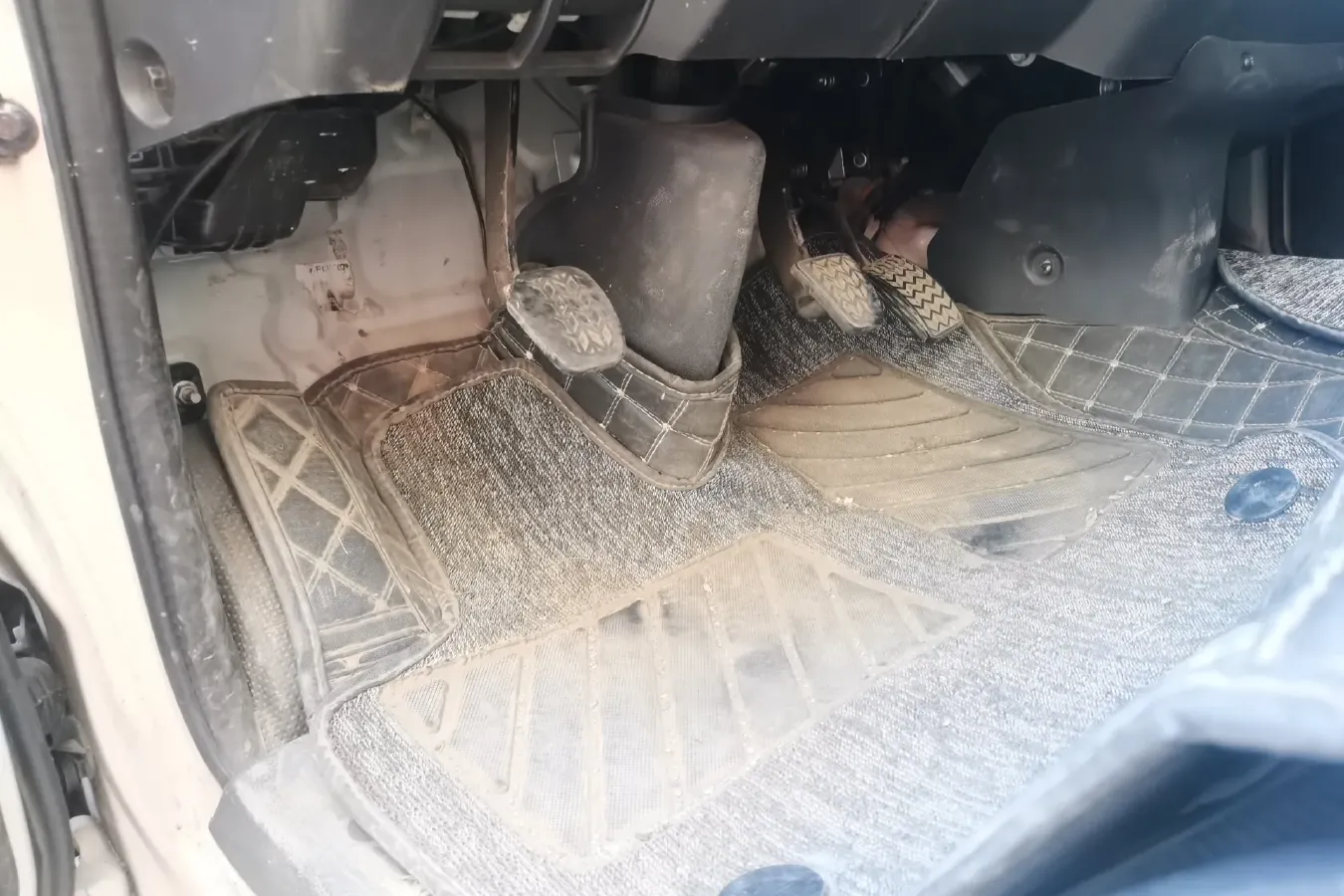 2014 Foton Scenery G7 2.0L 129HP L4 5MT,autocango,china used car exporter,china ev exporter,chinese used car exporter,chinese used ev exporter