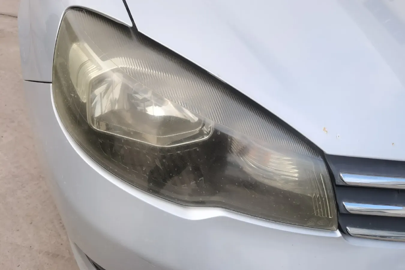 2012 FAW Vita V5 1.5L 102HP L4 5MT,autocango,china used car exporter,china ev exporter,chinese used car exporter,chinese used ev exporter