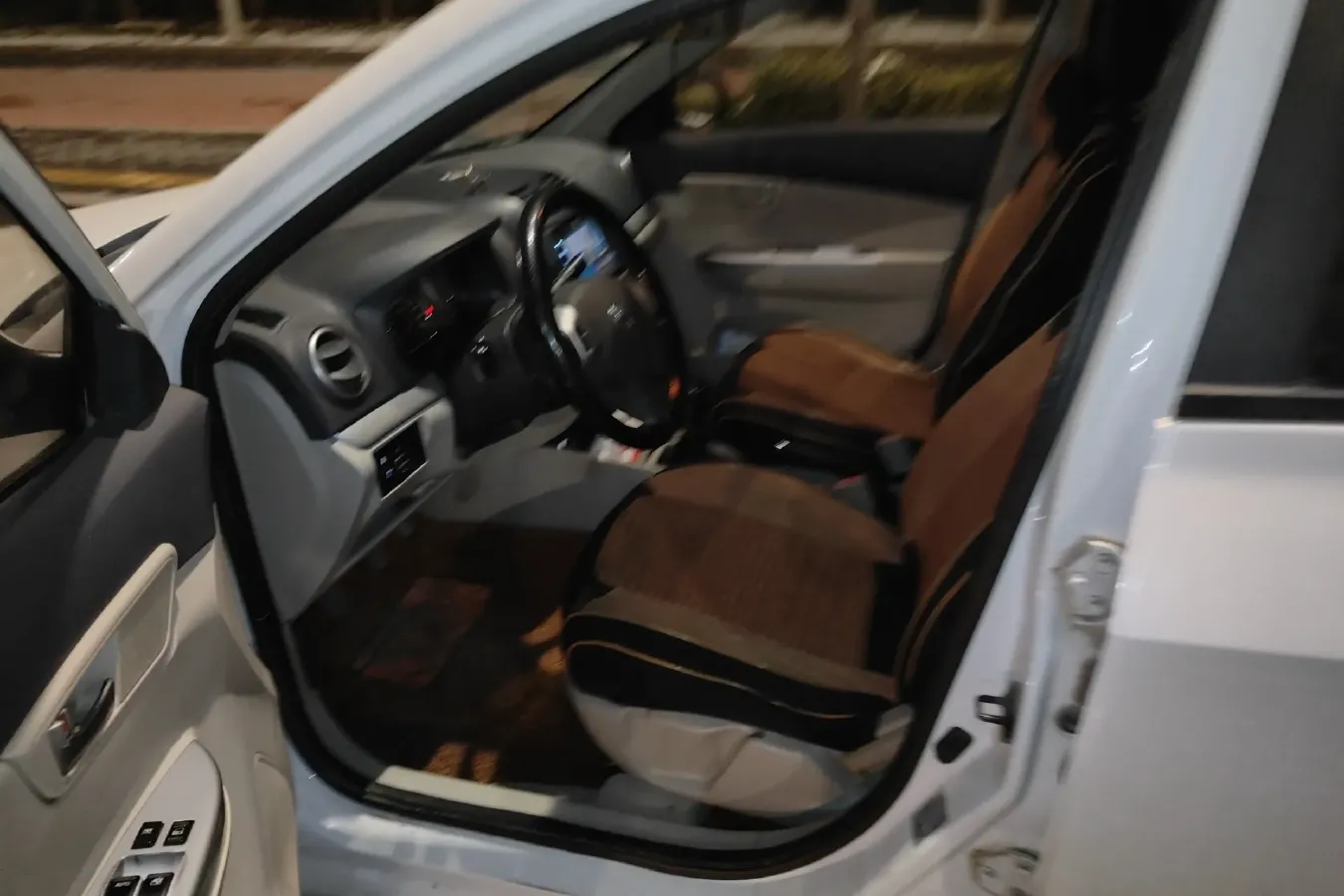 2012 ChangAn Alsvin V5 1.5L 114HP L4 5MT,autocango,china used car exporter,china ev exporter,chinese used car exporter,chinese used ev exporter