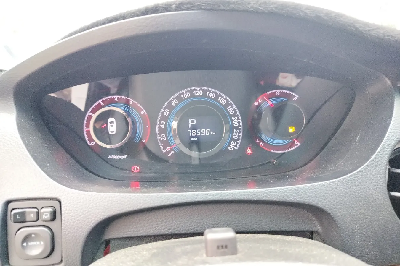 2015 Luxgen Grand7 SUV 2.2T 201HP L4 6AT,autocango,china used car exporter,china ev exporter,chinese used car exporter,chinese used ev exporter