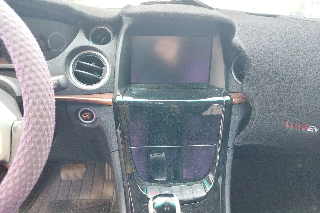 2015 Luxgen Grand7 SUV 2.2T 201HP L4 6AT,autocango,china used car exporter,china ev exporter,chinese used car exporter,chinese used ev exporter