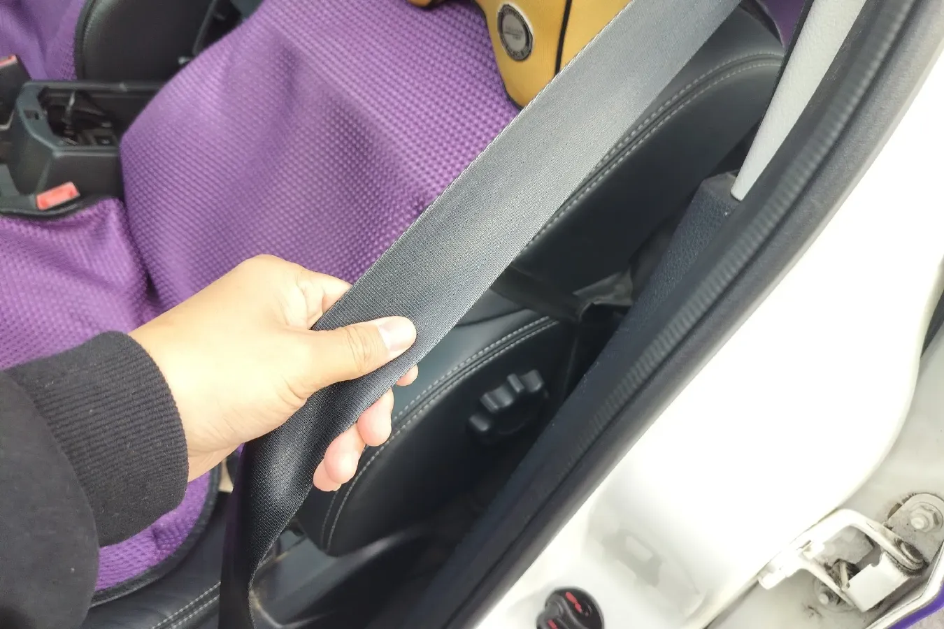 2015 Luxgen Grand7 SUV 2.2T 201HP L4 6AT,autocango,china used car exporter,china ev exporter,chinese used car exporter,chinese used ev exporter