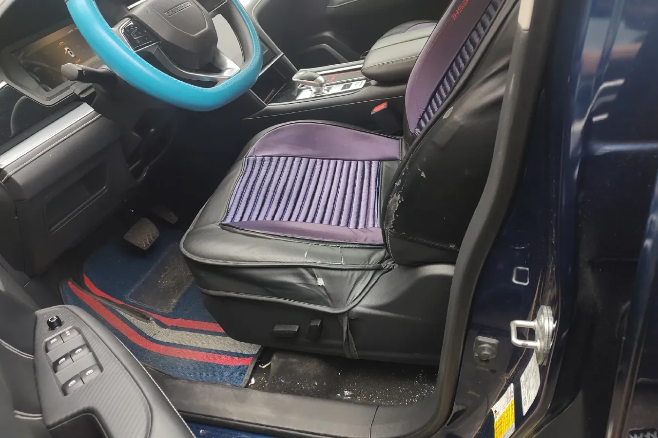 2020 Venucia Star 1.5T 190HP L4 7DCT,autocango,china used car exporter,china ev exporter,chinese used car exporter,chinese used ev exporter