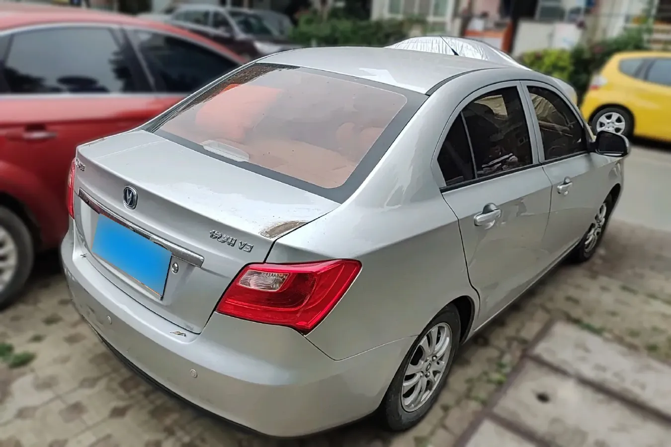 2015 ChangAn Alsvin V3 1.4L 101HP L4 5MT,autocango,china used car exporter,china ev exporter,chinese used car exporter,chinese used ev exporter