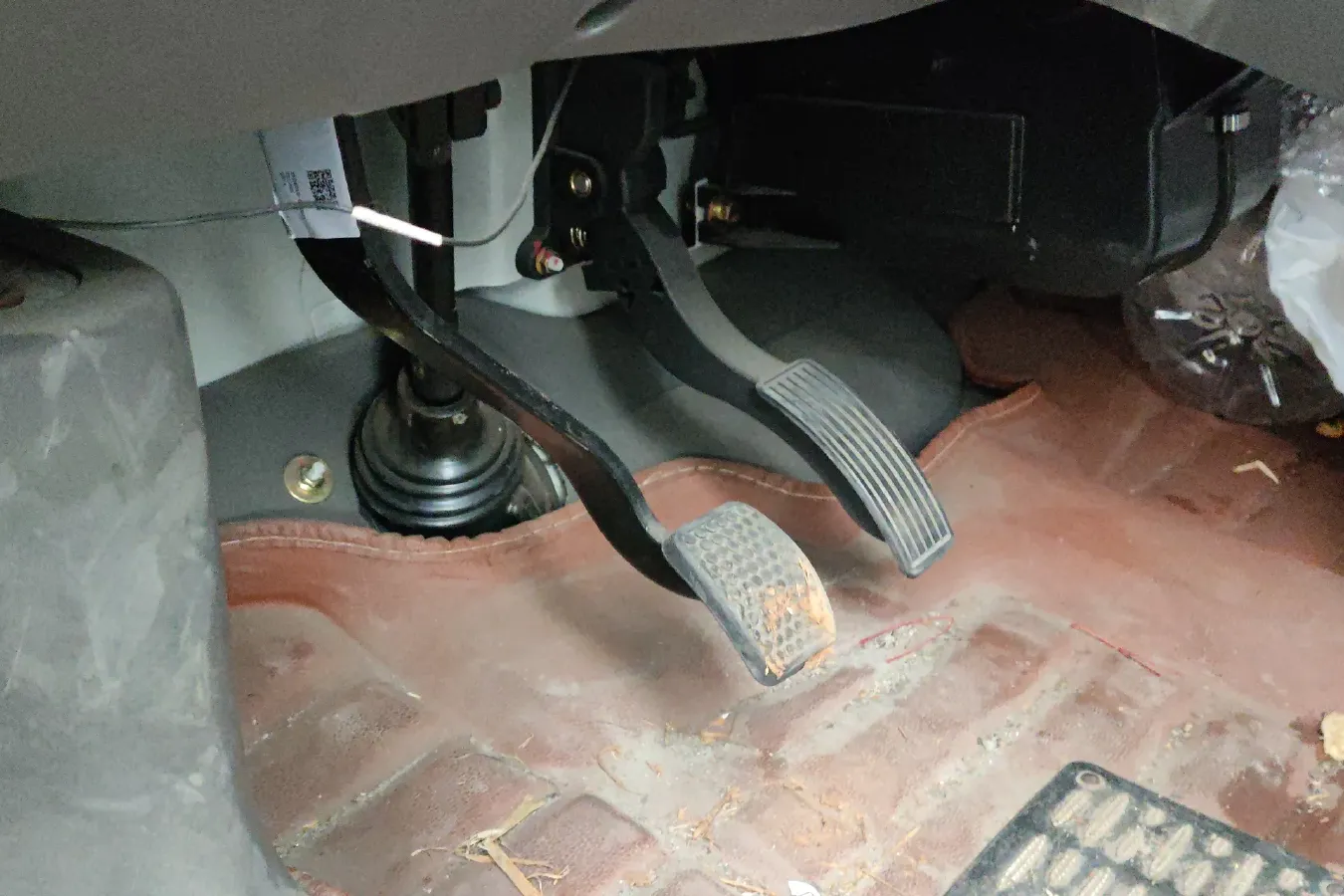 2023 DongFeng DFAC YuFeng EM26 BEV 41.47KWH,autocango,china used car exporter,china ev exporter,chinese used car exporter,chinese used ev exporter