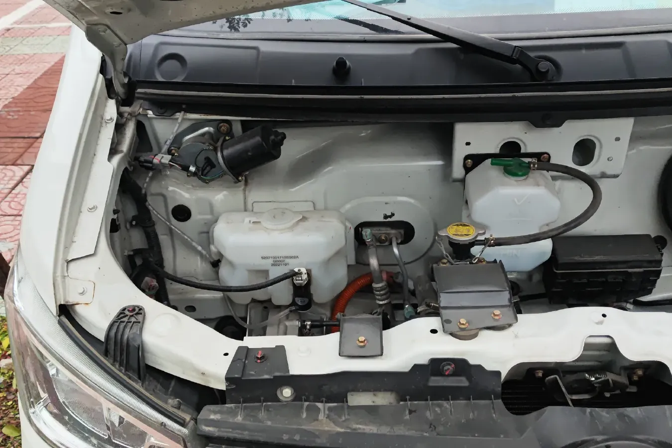 2023 DongFeng DFAC YuFeng EM26 BEV 41.47KWH,autocango,china used car exporter,china ev exporter,chinese used car exporter,chinese used ev exporter