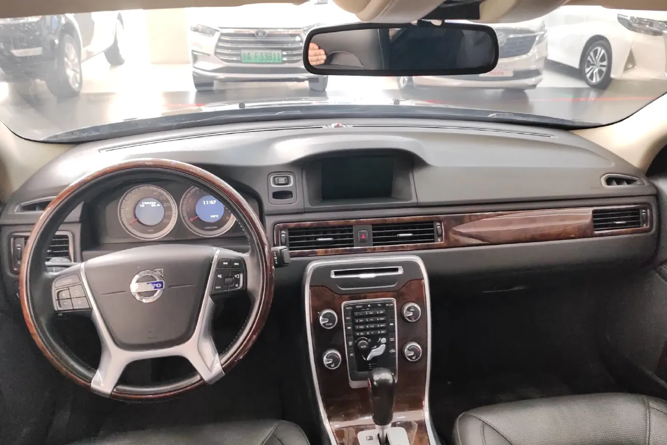 2012 Volvo S80L 2.0T 240HP L4 6DCT,autocango,china used car exporter,china ev exporter,chinese used car exporter,chinese used ev exporter