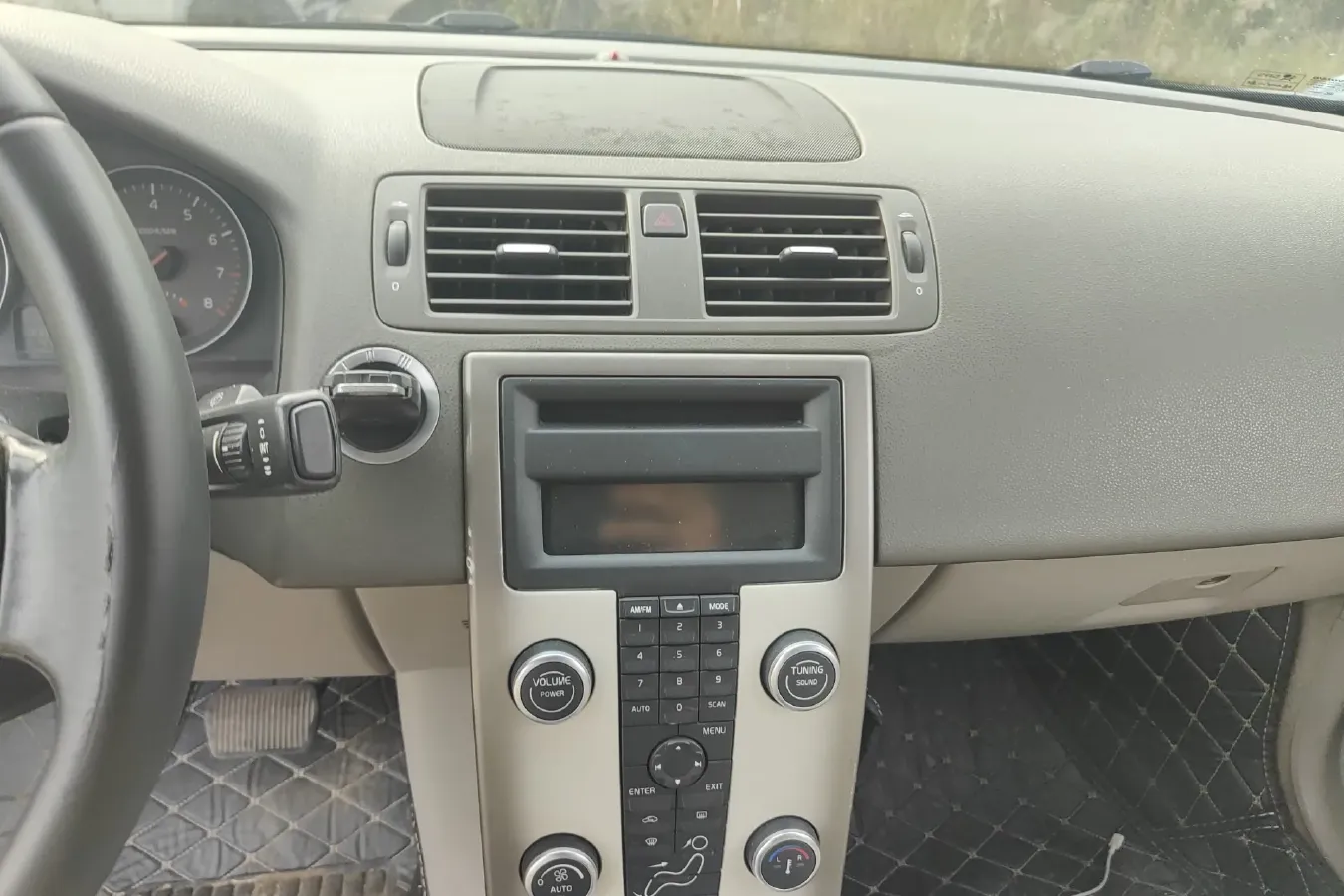 2011 Volvo S40 2.0L 141HP L4 6DCT,autocango,china used car exporter,china ev exporter,chinese used car exporter,chinese used ev exporter