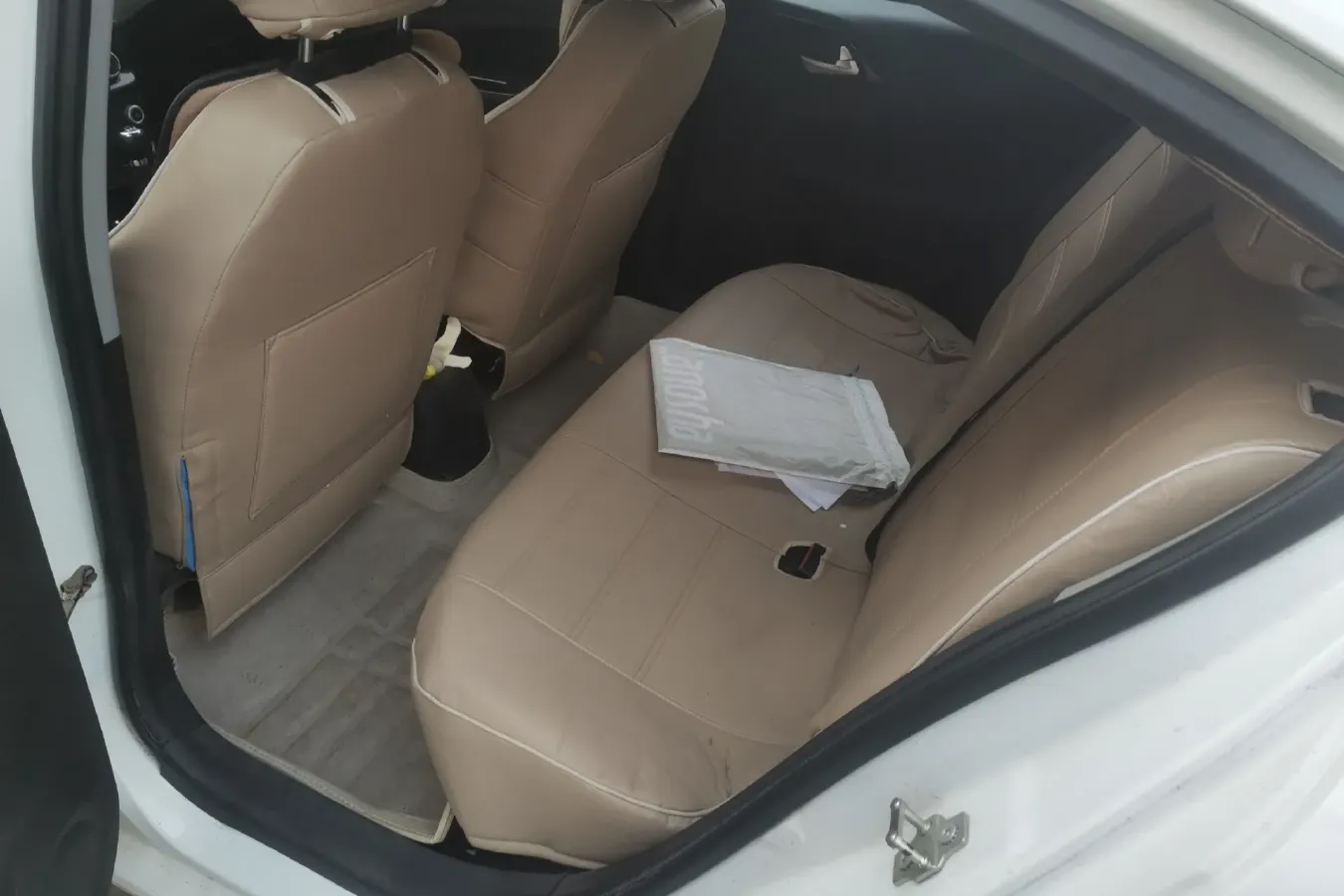 2014 Brilliance Auto H220 1.5L 105HP L4 5MT,autocango,china used car exporter,china ev exporter,chinese used car exporter,chinese used ev exporter