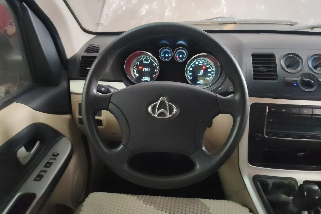 2016 ChangAn Kaicene RuiXing M90 2.0L 124HP L4 5MT,autocango,china used car exporter,china ev exporter,chinese used car exporter,chinese used ev exporter