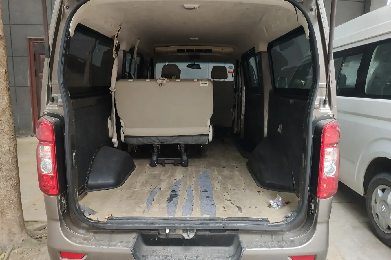 2016 ChangAn Kaicene RuiXing M90 2.0L 124HP L4 5MT,autocango,china used car exporter,china ev exporter,chinese used car exporter,chinese used ev exporter