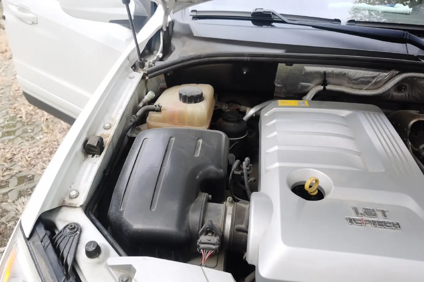 2013 Roewe W5 1.8T 160HP L4 6AT,autocango,china used car exporter,china ev exporter,chinese used car exporter,chinese used ev exporter