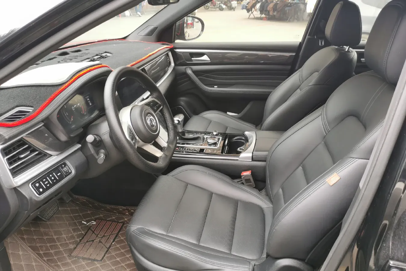 2020 DongFeng Fengon Fengon ix7 2.0T 231HP L4 6AT,autocango,china used car exporter,china ev exporter,chinese used car exporter,chinese used ev exporter