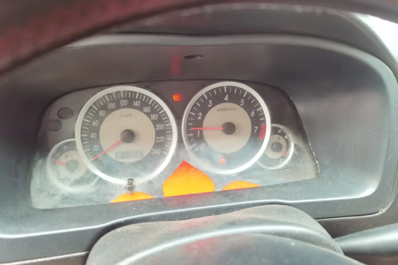 2011 FAW Senia S80 1.5L 109HP L4 5MT,autocango,china used car exporter,china ev exporter,chinese used car exporter,chinese used ev exporter