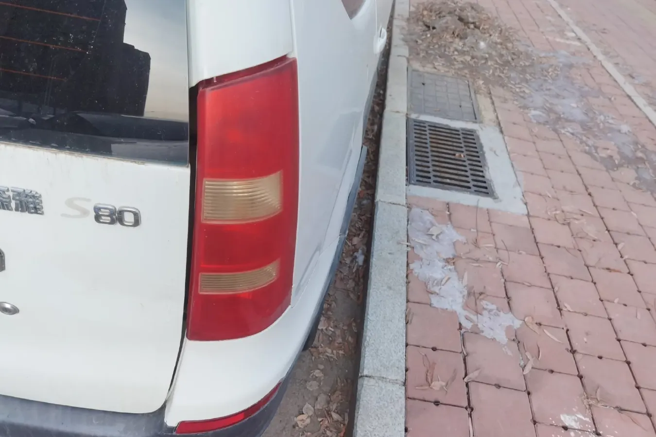 2011 FAW Senia S80 1.5L 109HP L4 5MT,autocango,china used car exporter,china ev exporter,chinese used car exporter,chinese used ev exporter