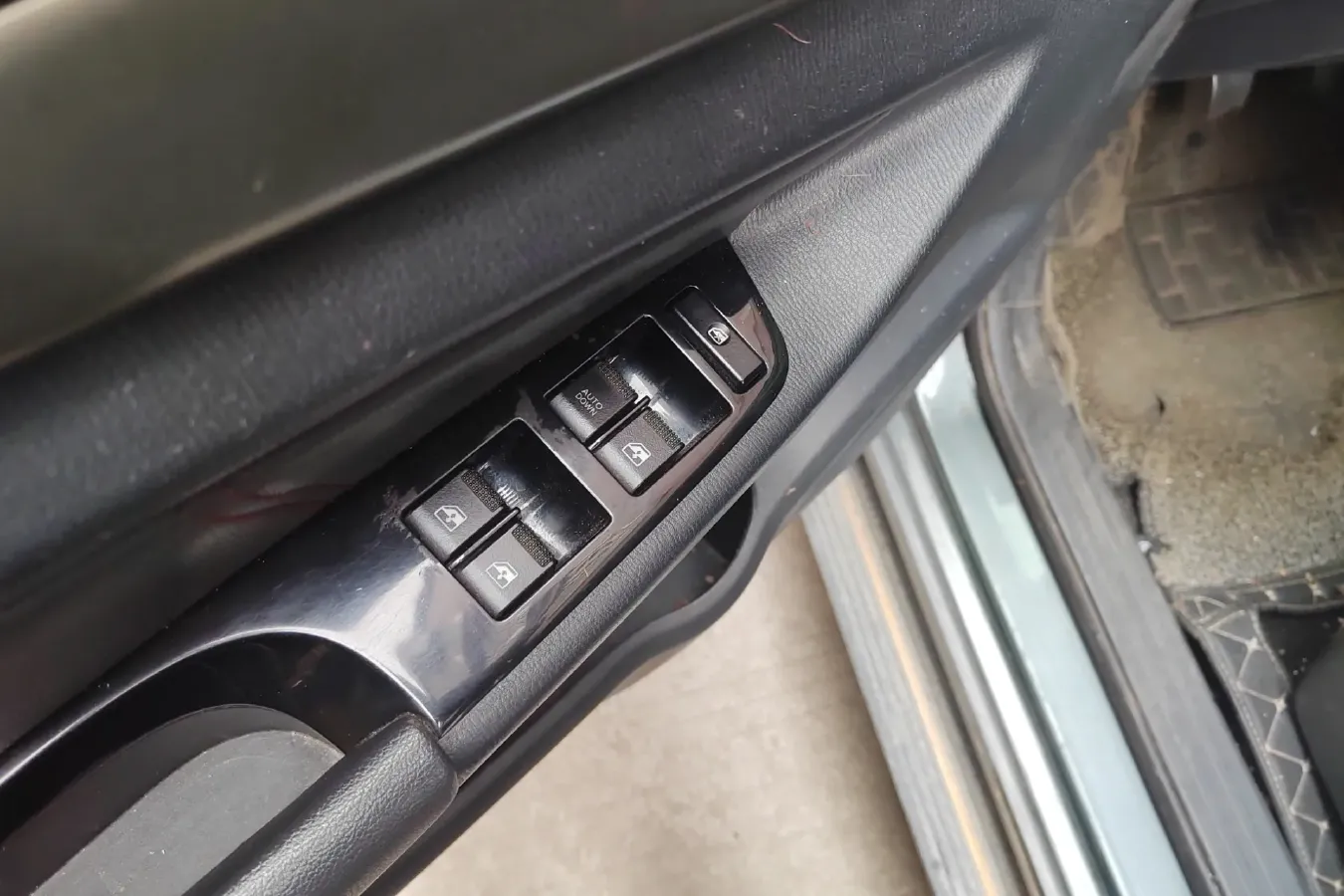 2016 ChangAn Kaicene A600 1.5L 114HP L4 5MT,autocango,china used car exporter,china ev exporter,chinese used car exporter,chinese used ev exporter