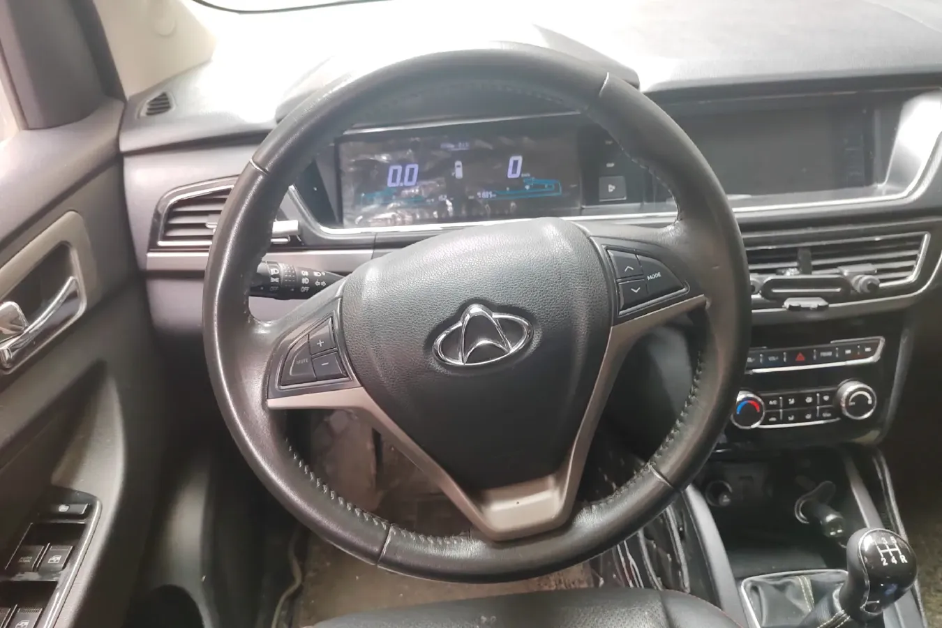 2016 ChangAn Kaicene A600 1.5L 114HP L4 5MT,autocango,china used car exporter,china ev exporter,chinese used car exporter,chinese used ev exporter