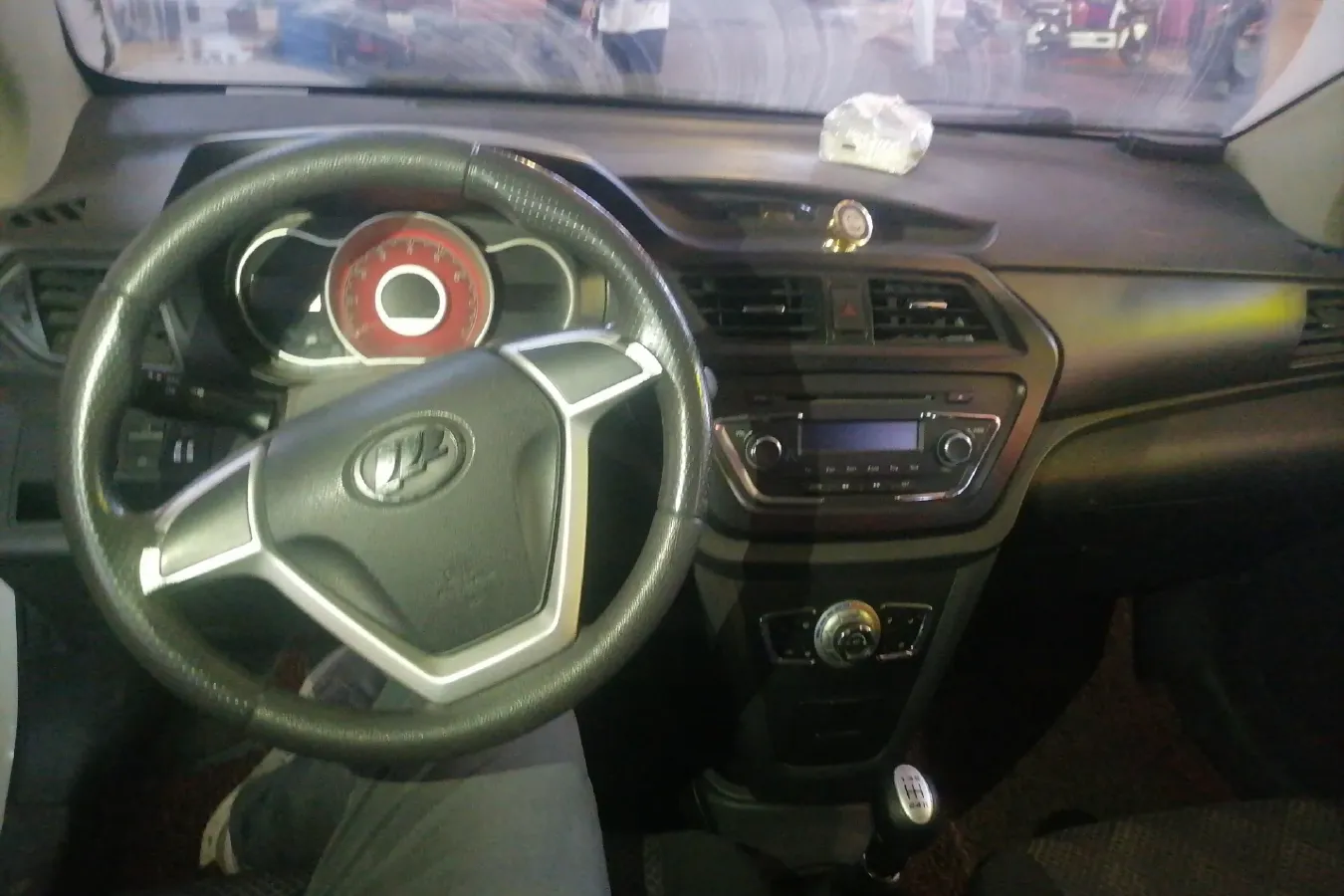 2014 LiFan X50 1.5L 103HP L4 5MT,autocango,china used car exporter,china ev exporter,chinese used car exporter,chinese used ev exporter