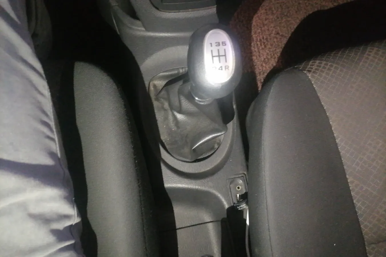 2014 LiFan X50 1.5L 103HP L4 5MT,autocango,china used car exporter,china ev exporter,chinese used car exporter,chinese used ev exporter