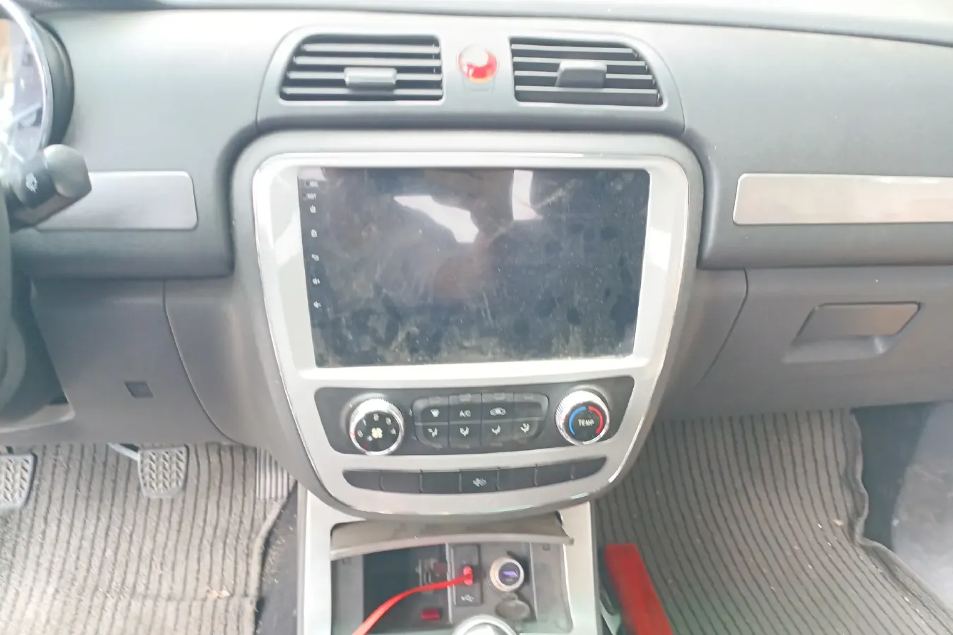 2018 JAC T6 2.0T 139HP L4 6MT,autocango,china used car exporter,china ev exporter,chinese used car exporter,chinese used ev exporter