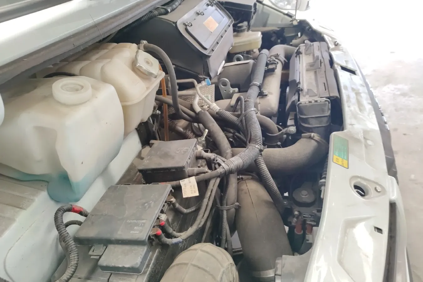 2021 Iveco DeYi 2.5T 122HP L4 5MT,autocango,china used car exporter,china ev exporter,chinese used car exporter,chinese used ev exporter