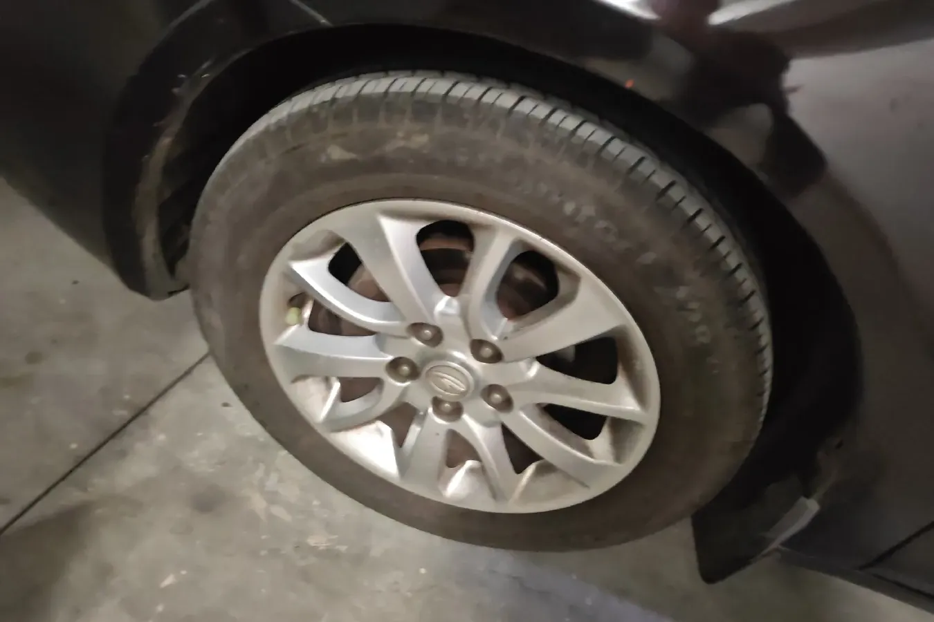 2014 Soueast V5 1.5L 120HP L4 5MT,autocango,china used car exporter,china ev exporter,chinese used car exporter,chinese used ev exporter