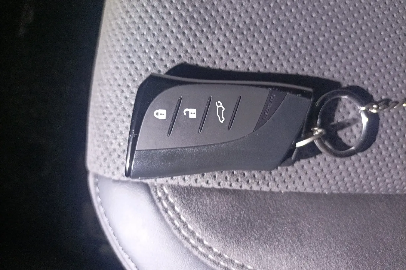 2023 Lexus RZ BEV 66KWH,autocango,china used car exporter,china ev exporter,chinese used car exporter,chinese used ev exporter