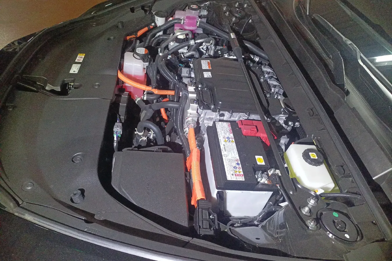 2023 Lexus RZ BEV 66KWH,autocango,china used car exporter,china ev exporter,chinese used car exporter,chinese used ev exporter