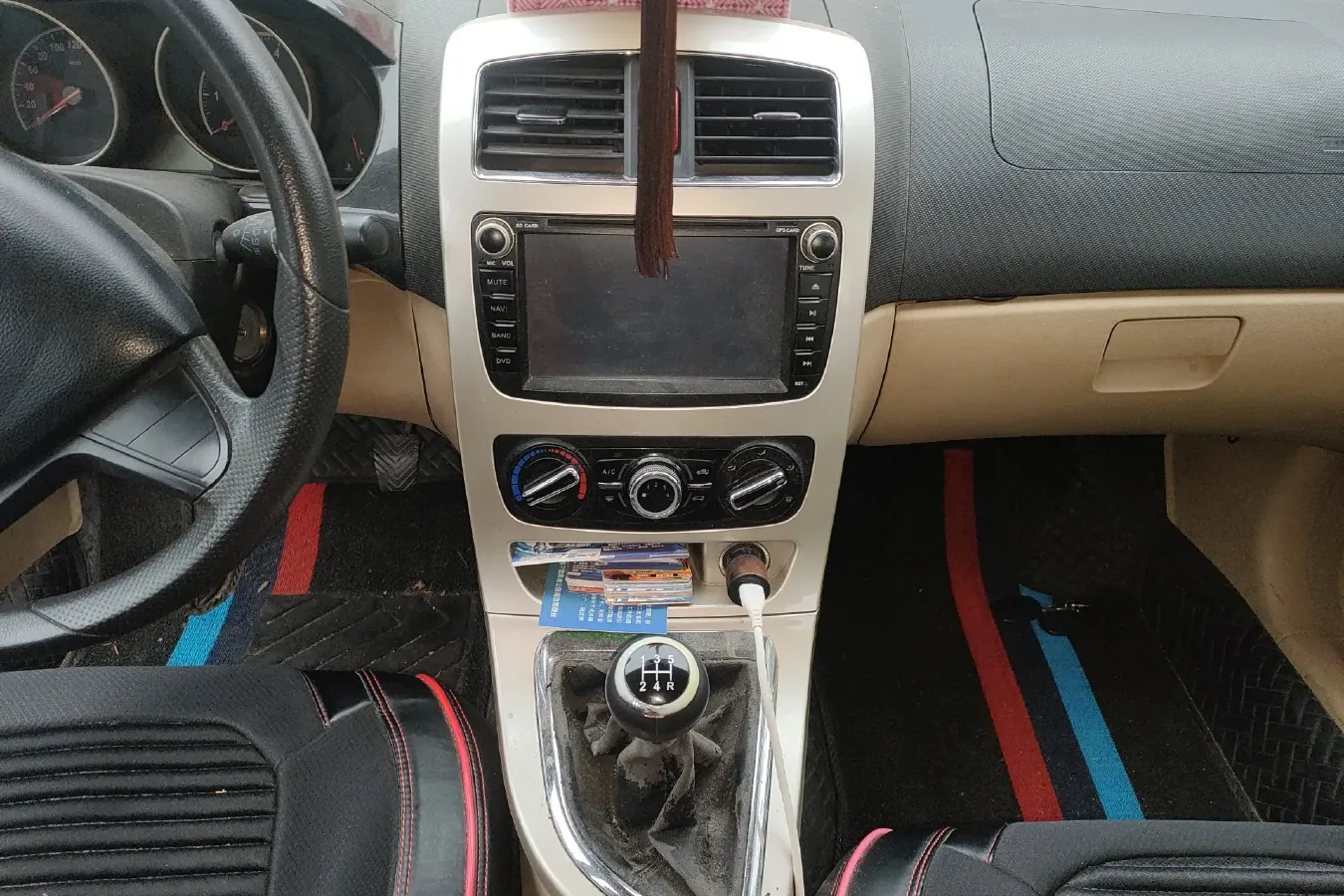 2013 Brilliance Auto H330 1.5L 105HP L4 5MT,autocango,china used car exporter,china ev exporter,chinese used car exporter,chinese used ev exporter