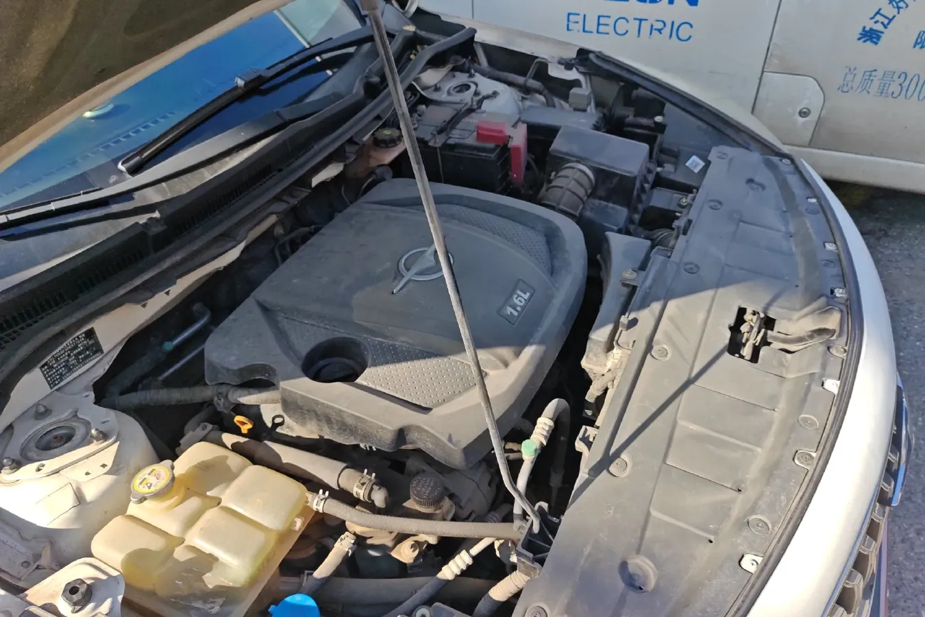 2015 HaiMa Family 1.6L 125HP L4 6MT,autocango,china used car exporter,china ev exporter,chinese used car exporter,chinese used ev exporter