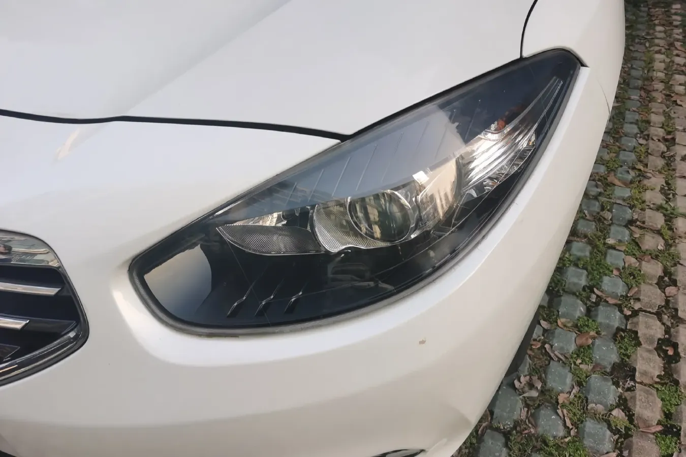 2013 Renault  Fluence 2.0L 137HP L4 CVT,autocango,china used car exporter,china ev exporter,chinese used car exporter,chinese used ev exporter